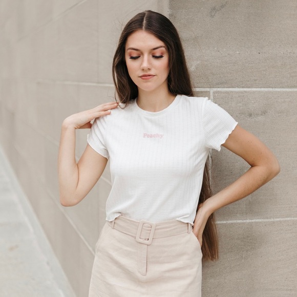 Peachy Ribbed Tee - Picture 3 of 3